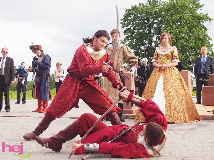 Uroczystość poświęcenia tablicy upamiętniającej osobę ppor. Józefa Burego w Zgórsku - część II