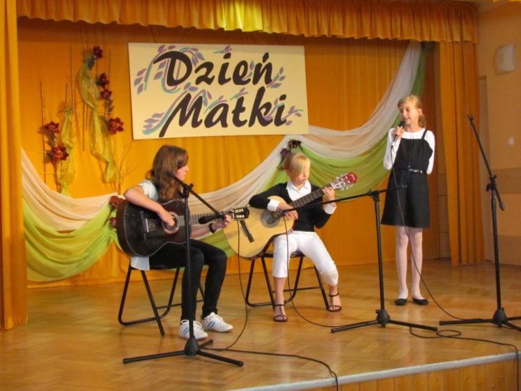 Gminny Dzień Matki w Woli Mieleckiej