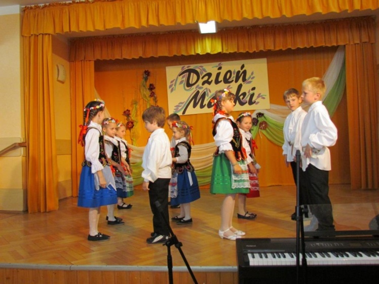 Gminny Dzień Matki w Woli Mieleckiej