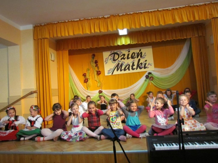 Gminny Dzień Matki w Woli Mieleckiej