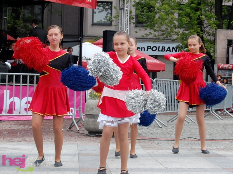 Powiatowy Festyn Rodzinny w Mielcu - część 1