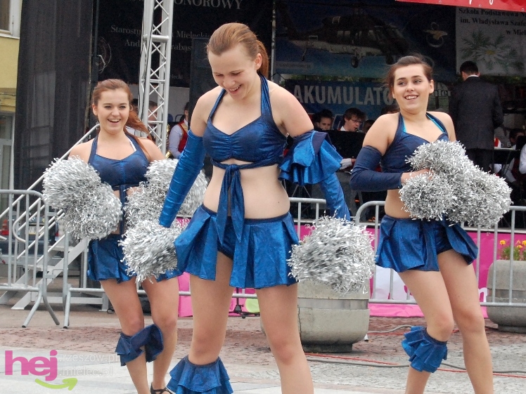 Powiatowy Festyn Rodzinny w Mielcu - część 1