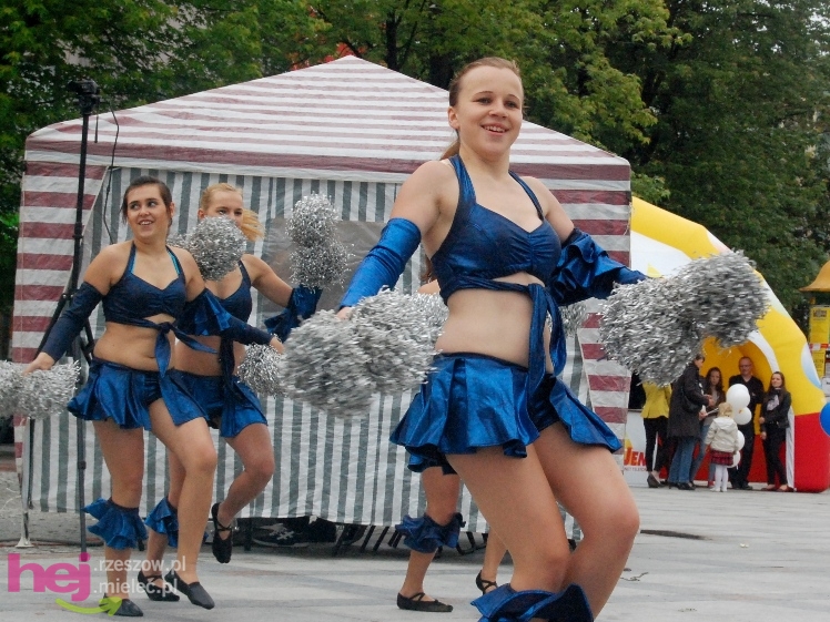 Powiatowy Festyn Rodzinny w Mielcu - część 1