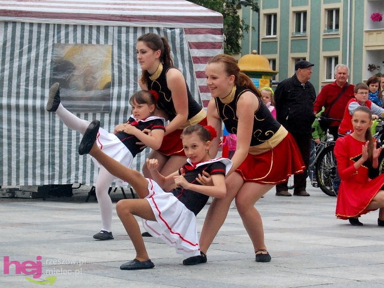 Powiatowy Festyn Rodzinny w Mielcu - część 1