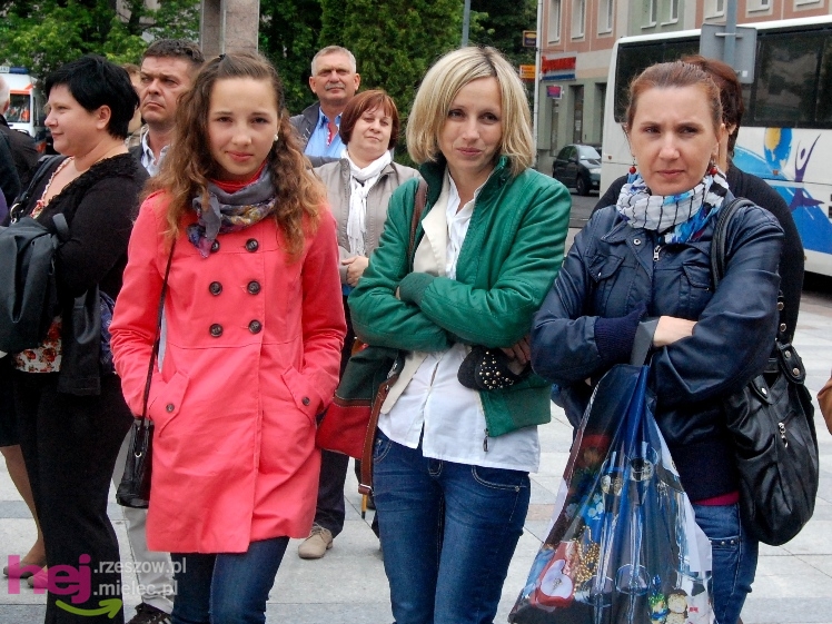 Powiatowy Festyn Rodzinny w Mielcu - część 1