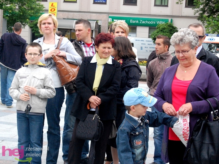 Powiatowy Festyn Rodzinny w Mielcu - część 1