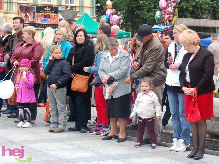 Powiatowy Festyn Rodzinny w Mielcu - część 1