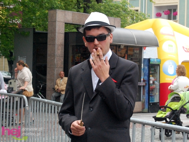 Powiatowy Festyn Rodzinny w Mielcu - część 1