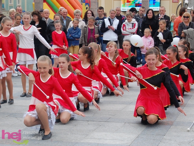 Powiatowy Festyn Rodzinny w Mielcu - część 1
