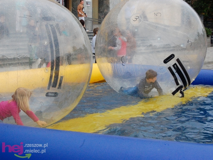 Powiatowy Festyn Rodzinny w Mielcu - część 1