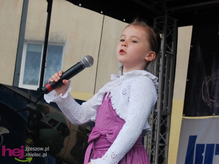 Powiatowy Festyn Rodzinny w Mielcu - część 1