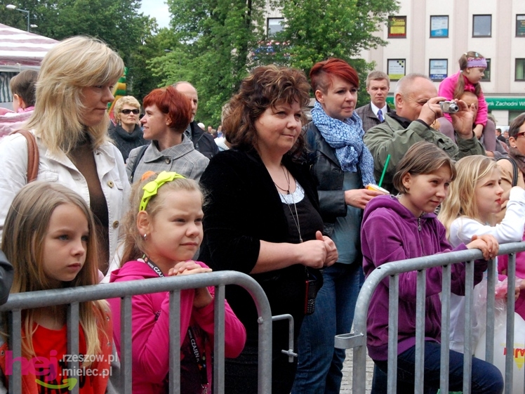 Powiatowy Festyn Rodzinny w Mielcu - część 1