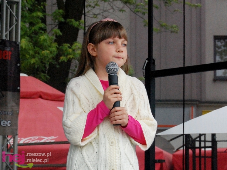 Powiatowy Festyn Rodzinny w Mielcu - część 1