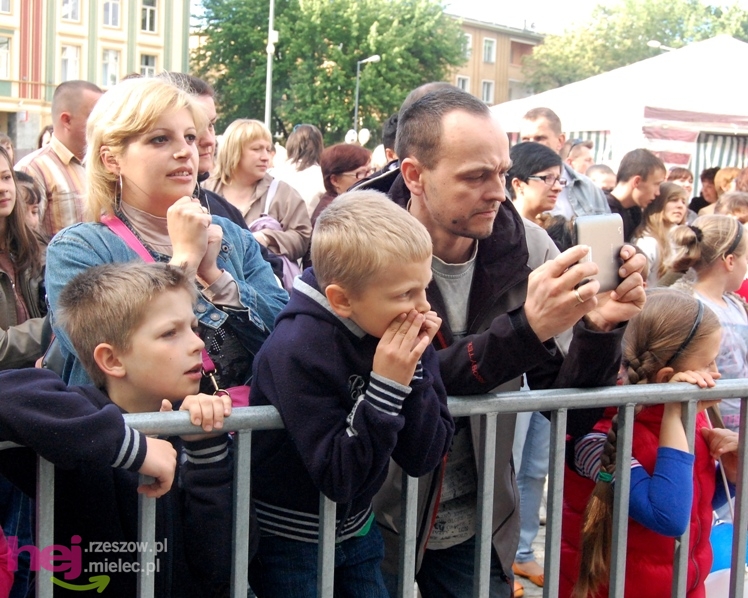 Powiatowy Festyn Rodzinny w Mielcu - część 2