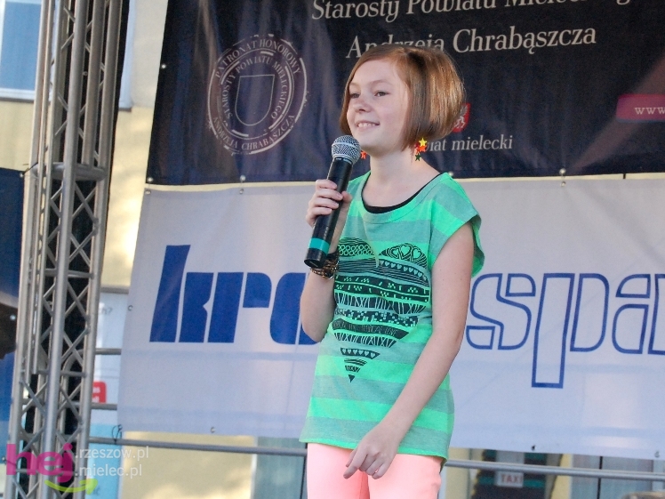 Powiatowy Festyn Rodzinny w Mielcu - część 2