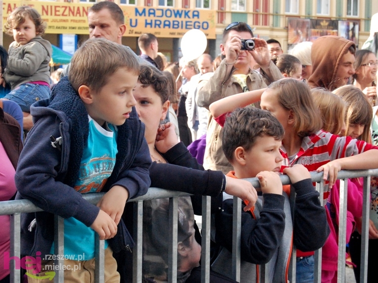 Powiatowy Festyn Rodzinny w Mielcu - część 2