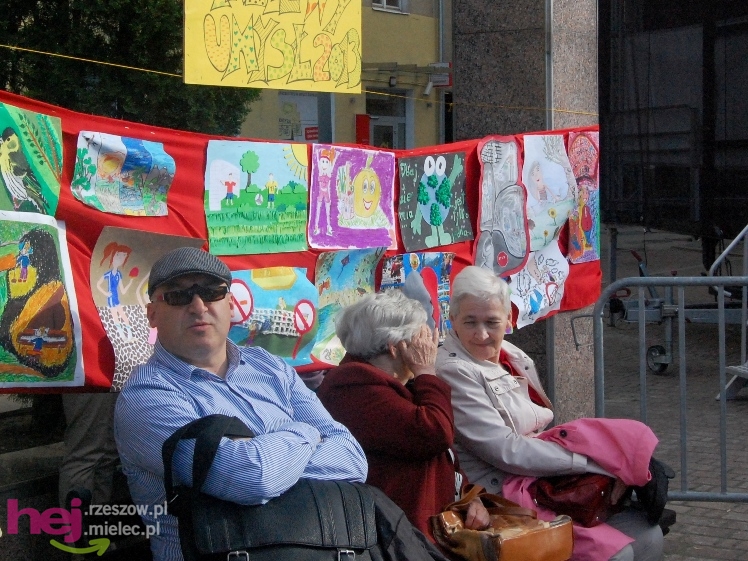 Powiatowy Festyn Rodzinny w Mielcu - część 2