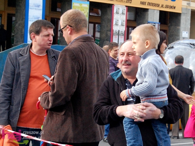 Powiatowy Festyn Rodzinny w Mielcu - część 2