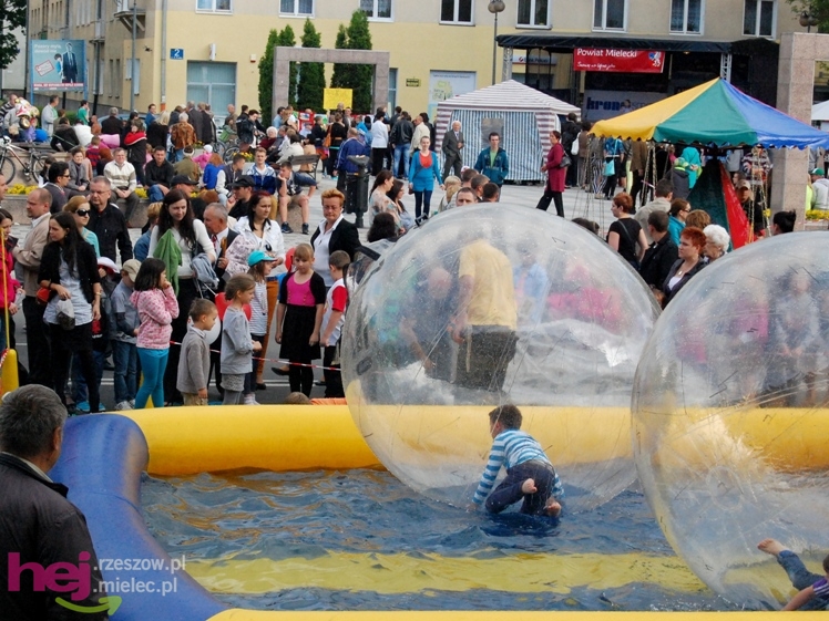 Powiatowy Festyn Rodzinny w Mielcu - część 2
