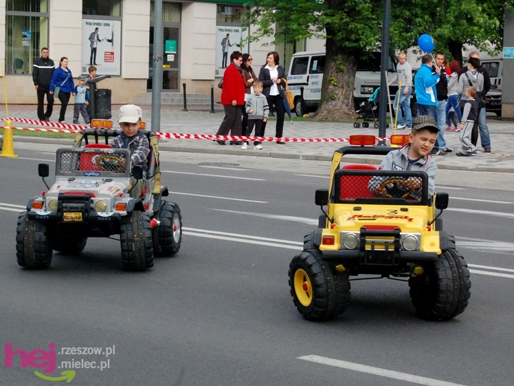 Powiatowy Festyn Rodzinny w Mielcu - część 2