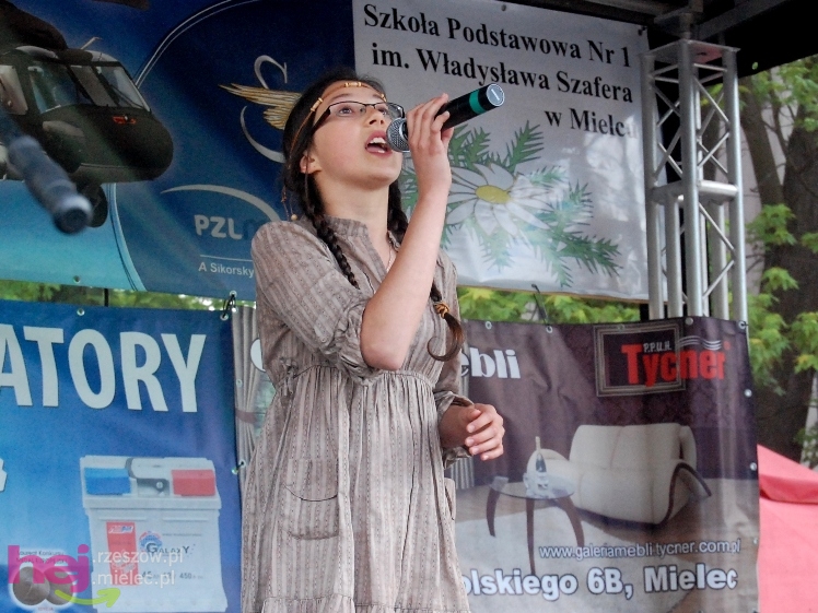 Powiatowy Festyn Rodzinny w Mielcu - część 2