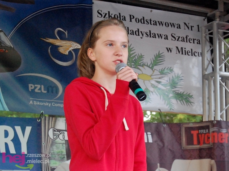 Powiatowy Festyn Rodzinny w Mielcu - część 2