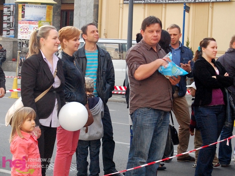 Powiatowy Festyn Rodzinny w Mielcu - część 2