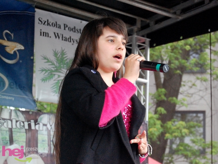 Powiatowy Festyn Rodzinny w Mielcu - część 2