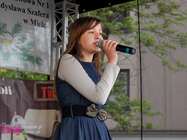 Powiatowy Festyn Rodzinny w Mielcu - część 2