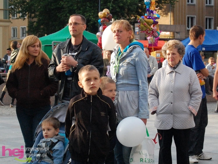 Powiatowy Festyn Rodzinny w Mielcu - część 2