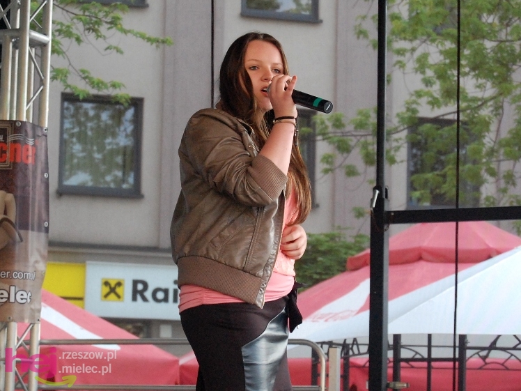 Powiatowy Festyn Rodzinny w Mielcu - część 2