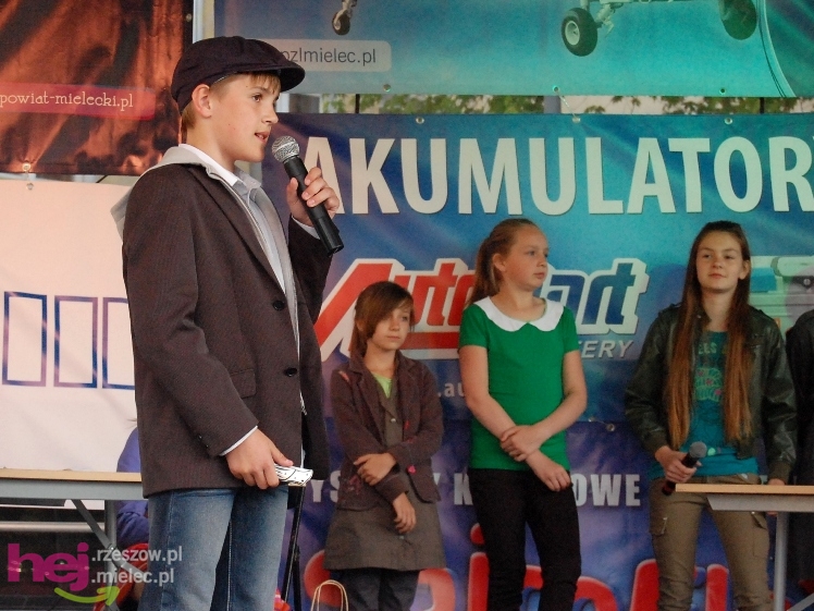 Powiatowy Festyn Rodzinny w Mielcu - część 2