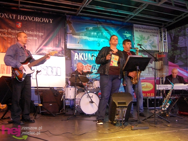 Powiatowy Festyn Rodzinny w Mielcu - część 2