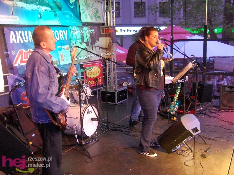 Powiatowy Festyn Rodzinny w Mielcu - część 2