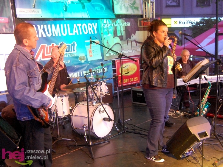 Powiatowy Festyn Rodzinny w Mielcu - część 2