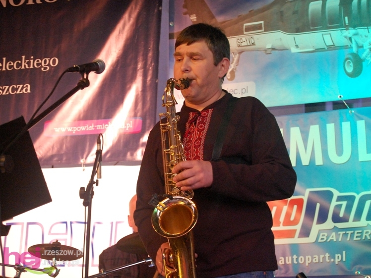 Powiatowy Festyn Rodzinny w Mielcu - część 2