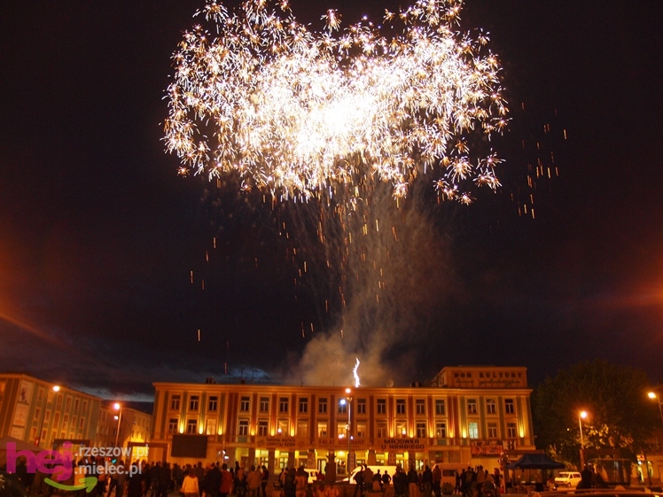 Powiatowy Festyn Rodzinny w Mielcu - część 2