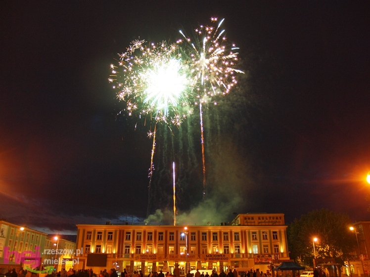 Powiatowy Festyn Rodzinny w Mielcu - część 2