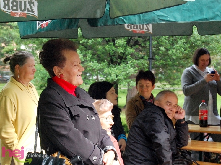 Majówka u Hrabiego - część 1