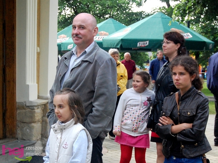 Majówka u Hrabiego - część 1