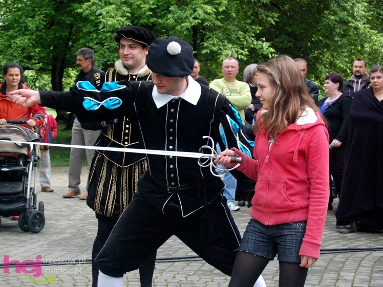 Majówka u Hrabiego - część 1