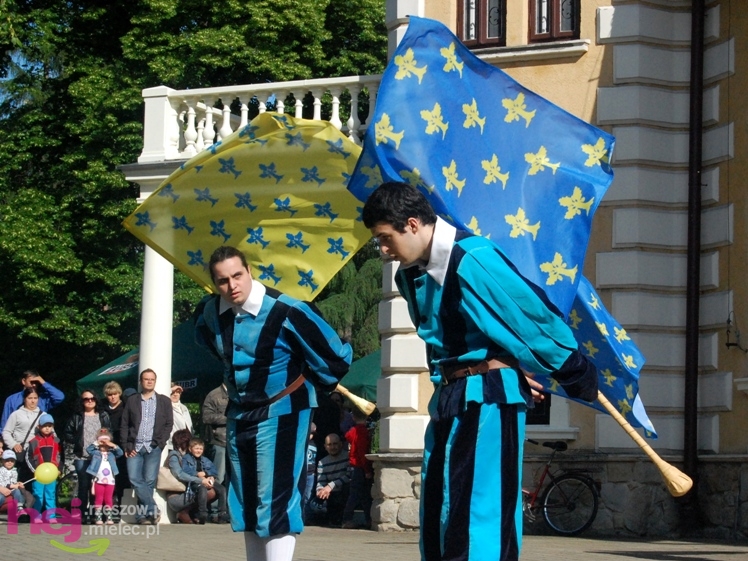 Majówka u Hrabiego - część 1