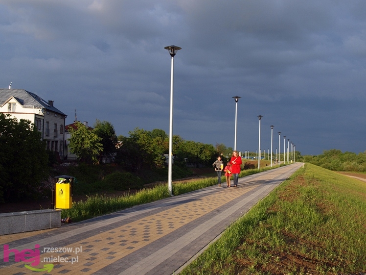 Majówka u Hrabiego - część 2