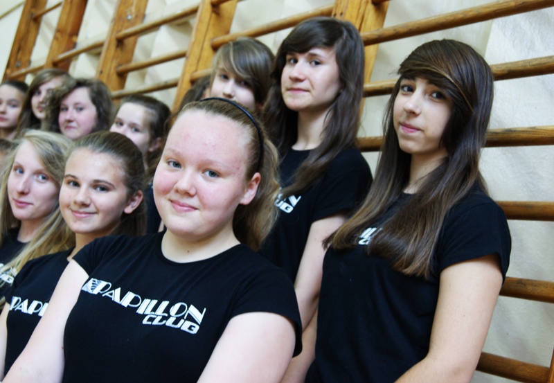 UKS ?Szóstka? Papillon rozwija skrzydła