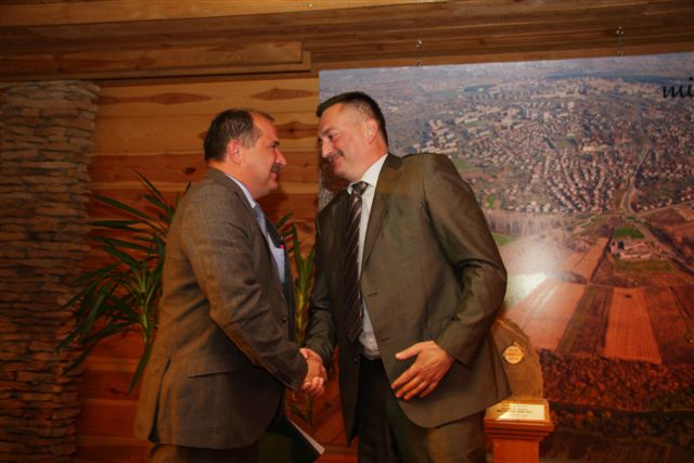 Mielczaninem Roku 2012 lekarz mieleckiego szpitala Mirosław Midura