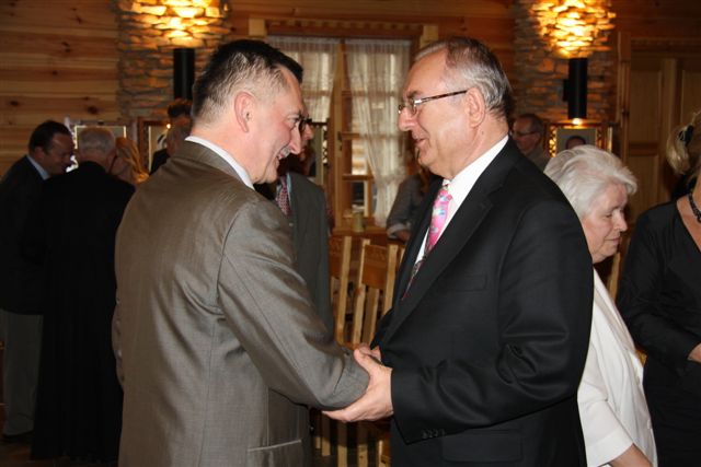 Mielczaninem Roku 2012 lekarz mieleckiego szpitala Mirosław Midura