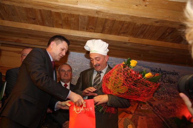 Mielczaninem Roku 2012 lekarz mieleckiego szpitala Mirosław Midura