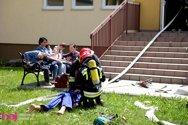 Ćwiczenia strażaków PSP w budynku OREW