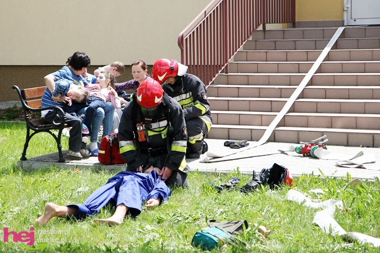 Ćwiczenia strażaków PSP w budynku OREW