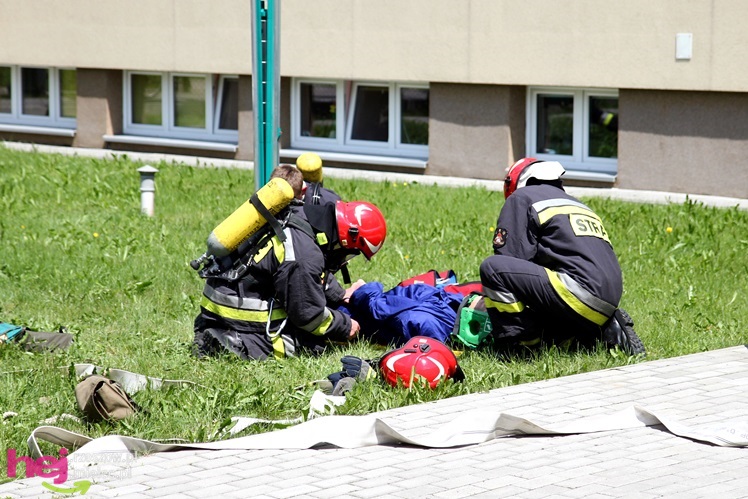 Ćwiczenia strażaków PSP w budynku OREW